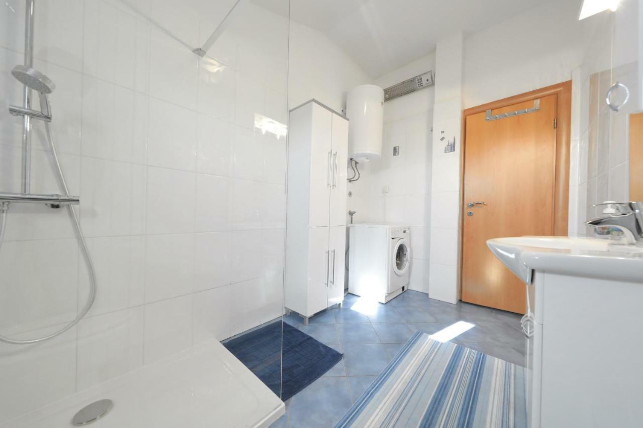 Villa Paludo Novigrad  Екстер'єр фото